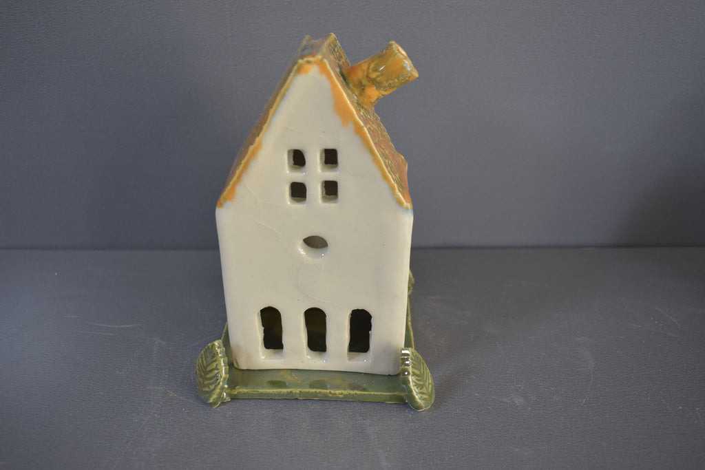 Handmade Ceramic House Tealight Holder | Nordic Pumpkin Glow Roof Candle House | Miniature Home Décor | Incense Burner | Cozy Ceramic Luminary
