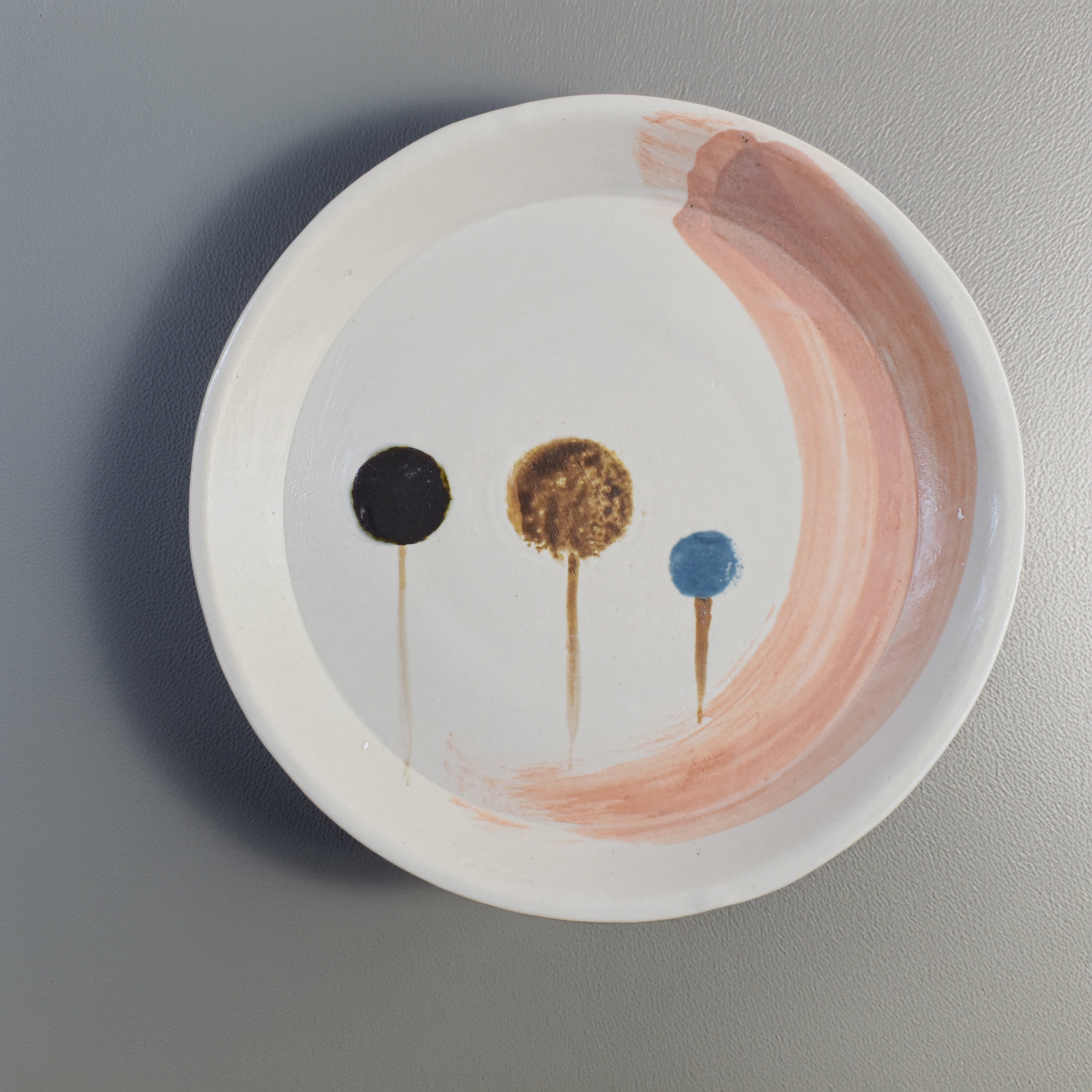 Handmade Ceramic Brushstroke Plate – Modern Minimalist Art Plate – Abstract Dots Dinnerware – Pastel Brush Plate Collection