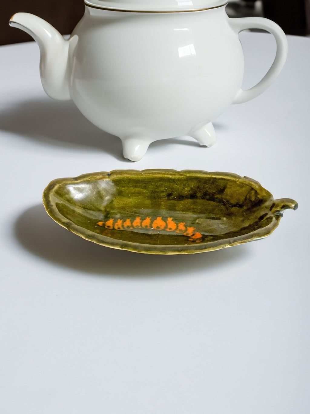 Whimsical Caterpillar Leaf Bowl – Handmade Ceramic Tapas Candy Dish | Snack Nut Dish | Desert Dish (Copy)
