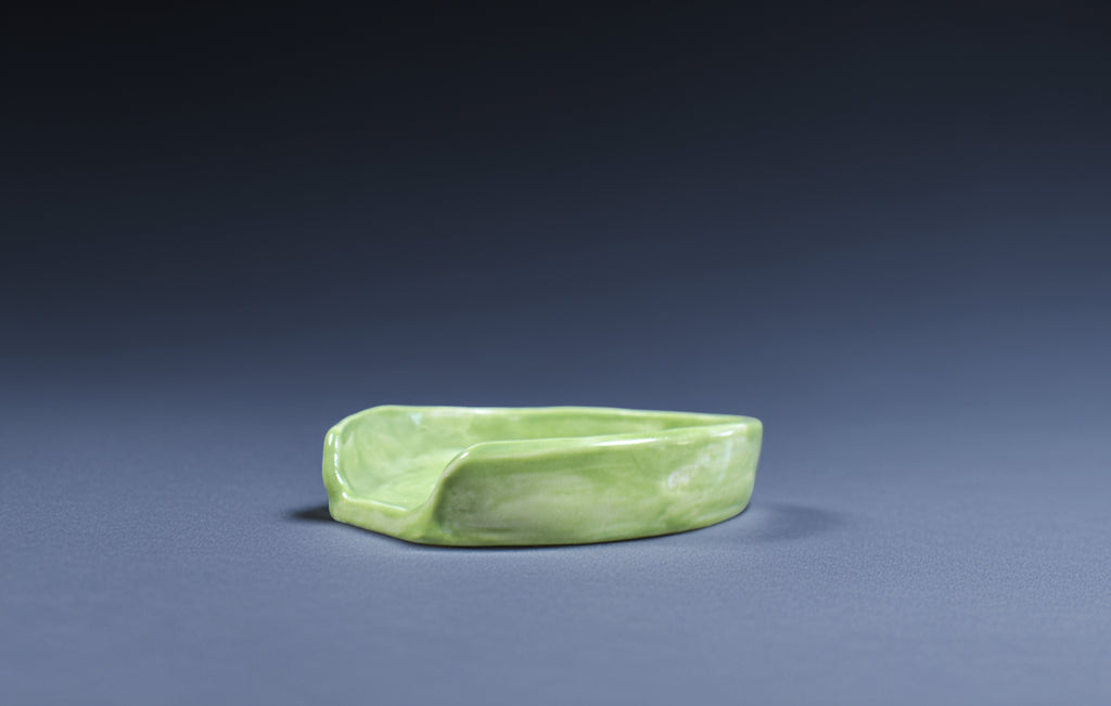 Green Leaf Drop Ceramic Spoon Rest – Handmade Leaf-Shaped Spoon Rest